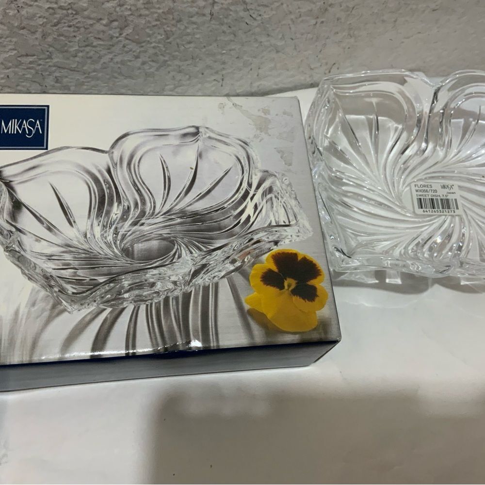 Mikasa Flores Crystal Sweet Dish WX056/720 Trinkets Relish NEW in Box